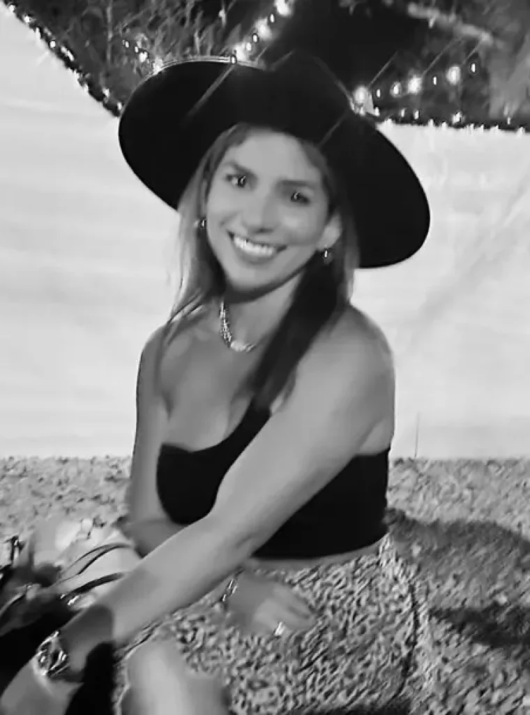 woman-in-bikini-and-straw-hat-with-floating